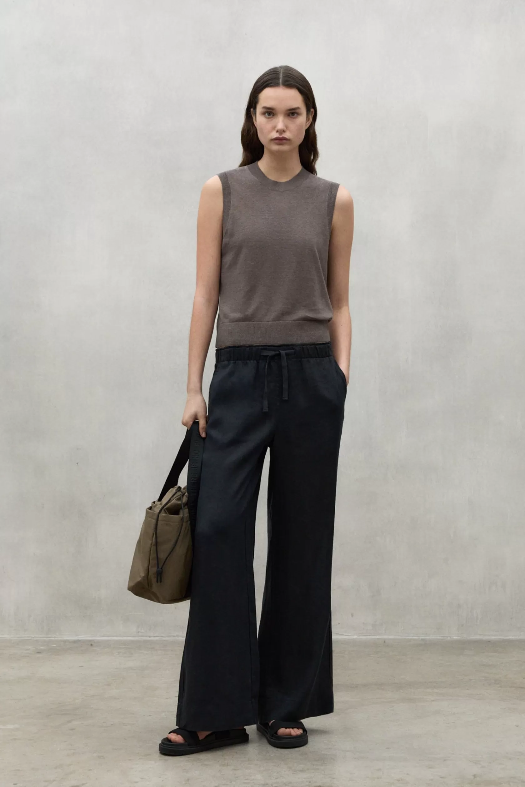 Pantalones*Ecoalf MOSA LINEN TROUSERS black