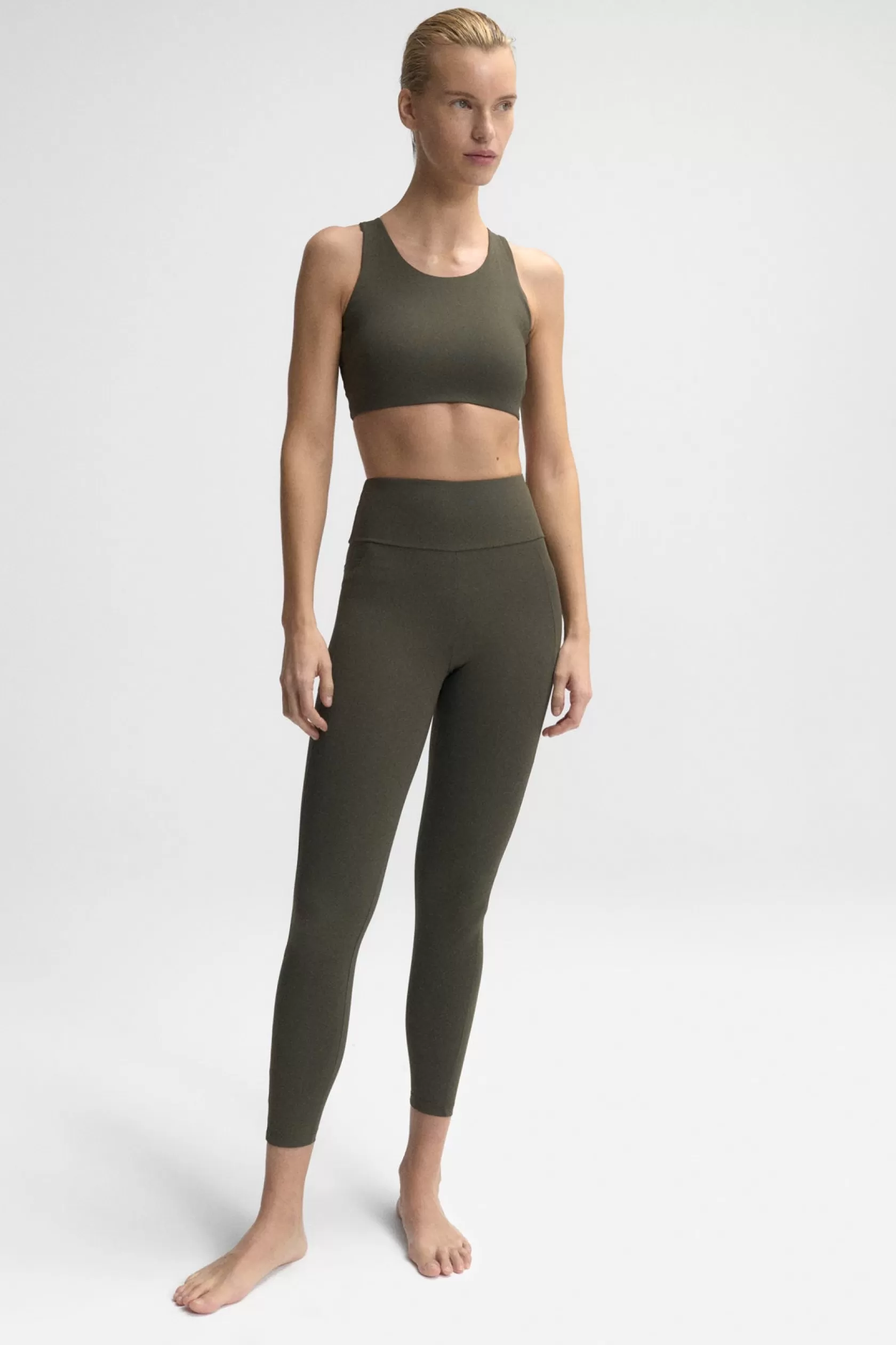 Yoga & pilates*Ecoalf TOP DE YOGA BONA VERDE khaki